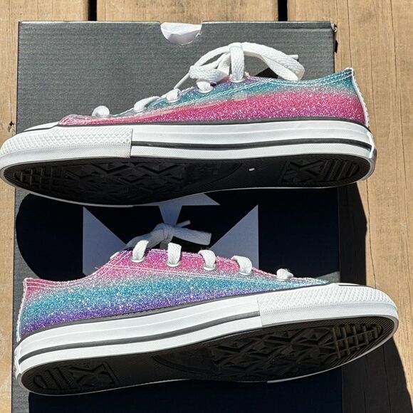 NEW Converse Girls Chuck Taylor All Star Glitter Ox Casual Sneaker - Youth 2Y - Picture 6 of 8